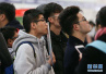 “香港高考”放榜　逾四成考生获大学录取最低资格