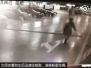 1死2伤 北京一地库内司机误操作引事故