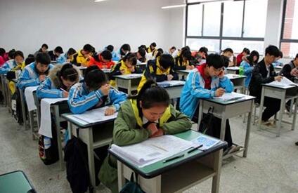 河南高中生学业水准考试下月开考 作弊记入档