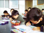 兴趣班一堆 杭州7岁男孩患上了挤眉弄眼的