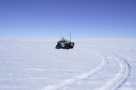 我国地面机器人首次投入南极科考冰盖探路应用