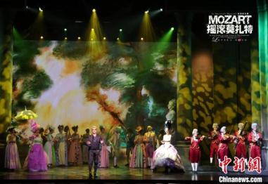 法语音乐剧缘何俘获中国观众的心？
